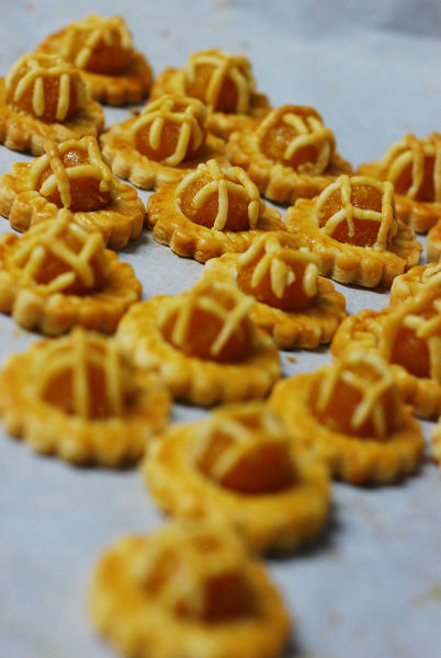 Chinese New Year Cookies Pineapple Tarts Messy Witchen