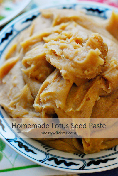 Homemade lotus seed paste for mooncake filling (regular & pandan flavors)