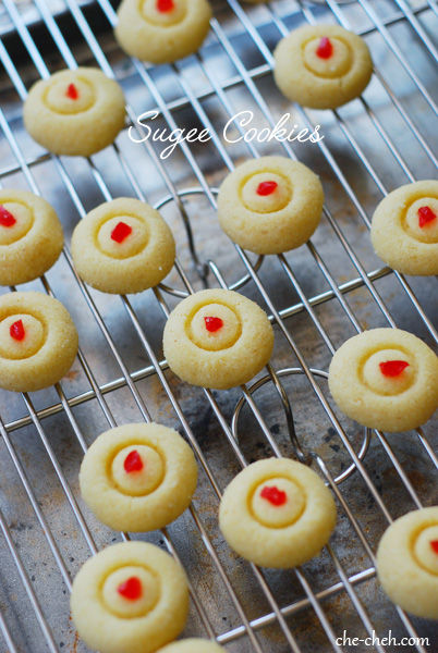 Gyeranppang - Korean Egg Bread - Messy Witchen